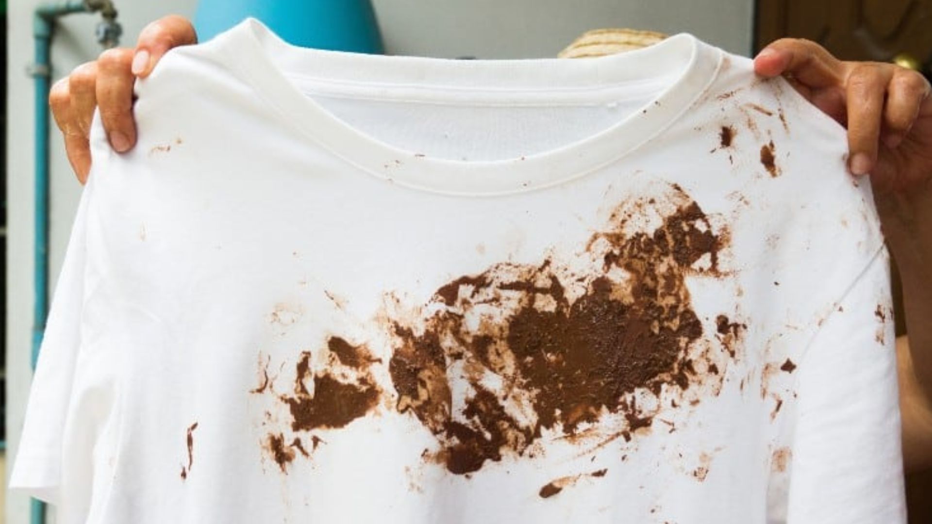 How to Get Mud Out of Clothes: A Comprehensive Guide
